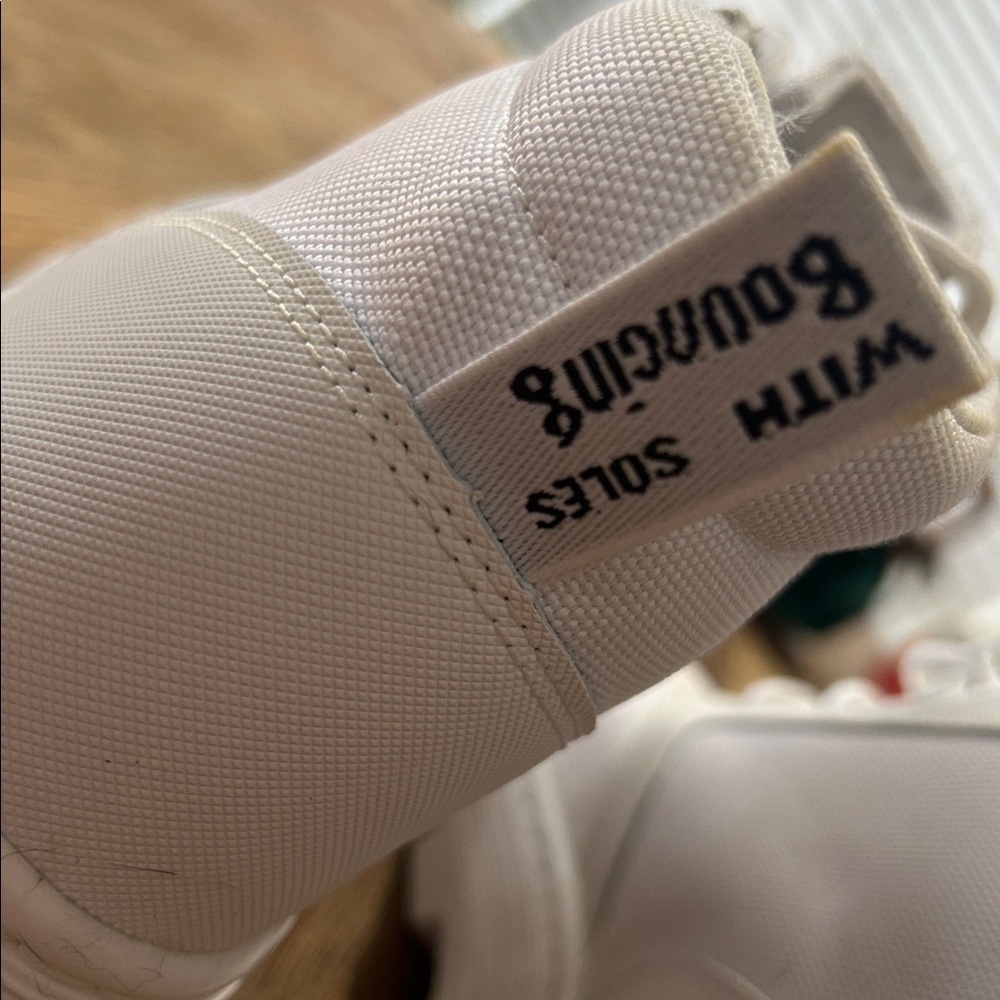 Dr Martens Unisex Limited Edition White Bonny Cammo Boots US 9 L - Picture 4 of 12